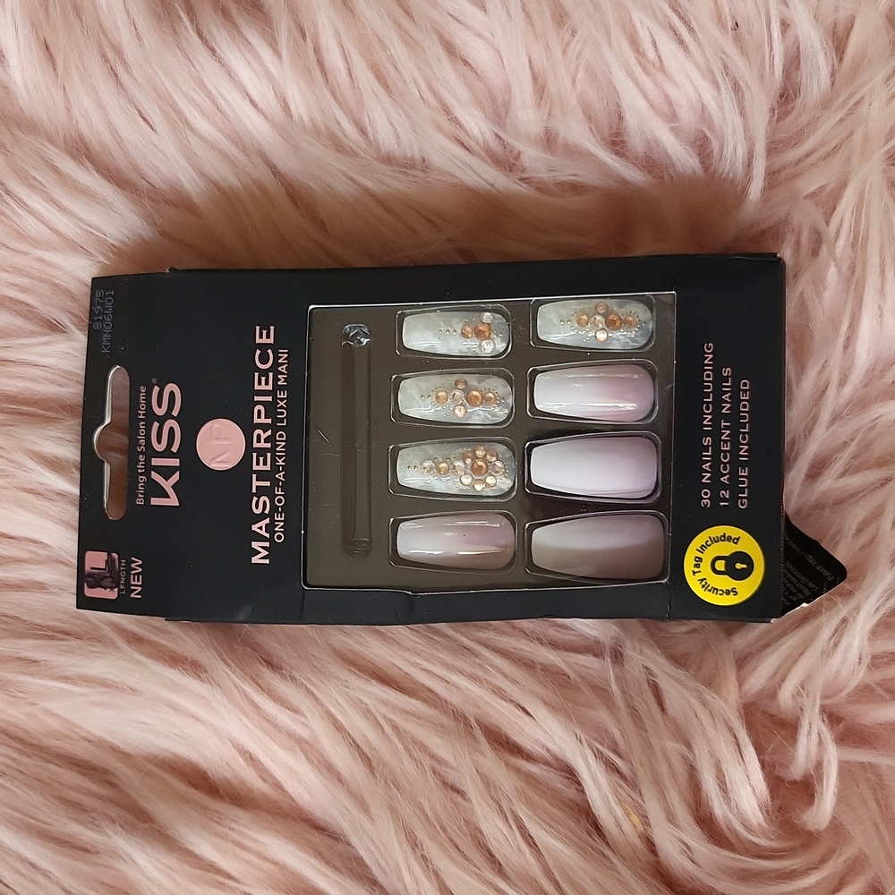 Brand New KISS False Nails-L